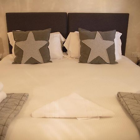 The White Hart Hotel ซัมเมอร์ตัน ภายนอก รูปภาพ