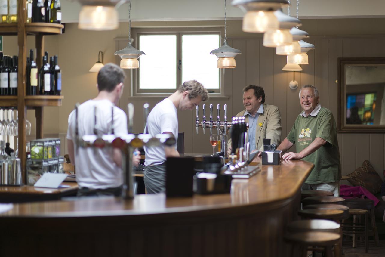 The White Hart Hotel ซัมเมอร์ตัน ภายนอก รูปภาพ